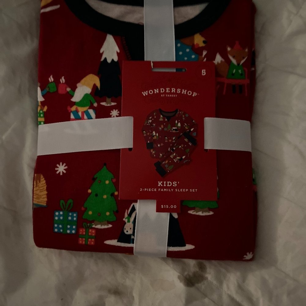 Wondershop New with tags size 5T Flannel Pajamas